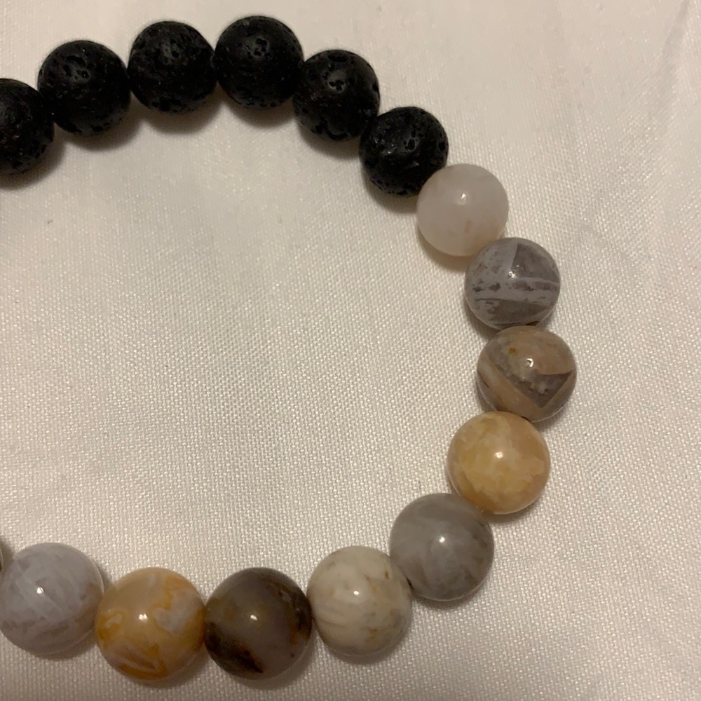 ✨ Bundle 2 for $12. Crystal Essential Oil Bracelet.